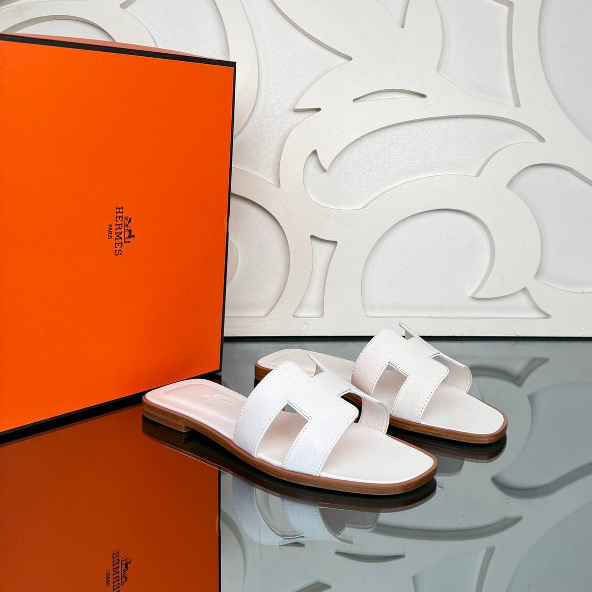 Brkin 35 Bag and Slipper Set