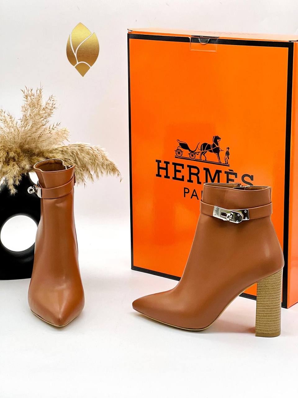 '- Boots