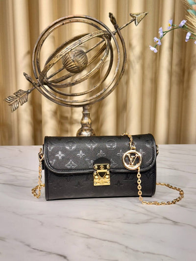 Pochette Camille