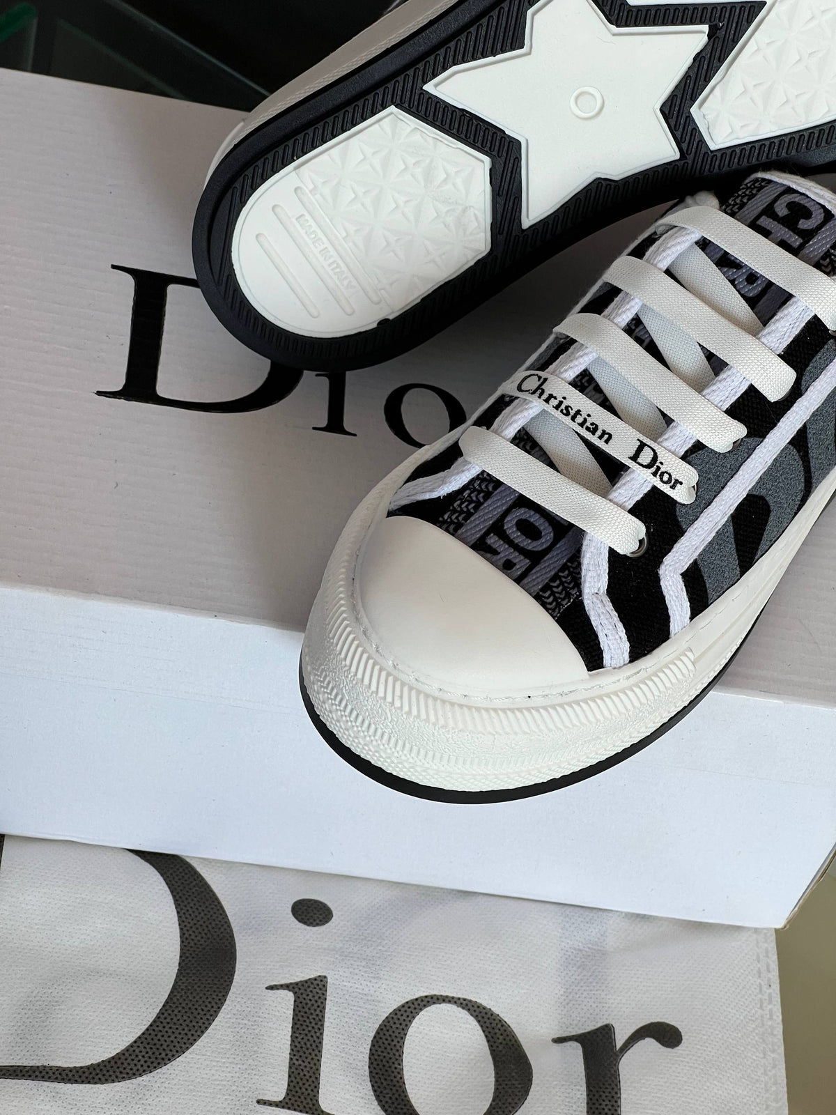 D10r - Season Shoes